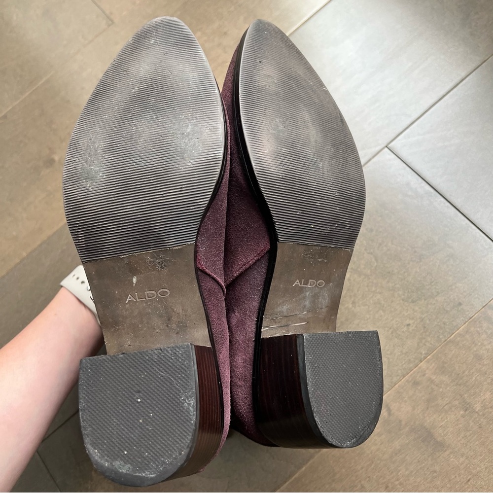 Aldo Eggplant Pointed Toe Booties Size 7 - Picture 9 of 9